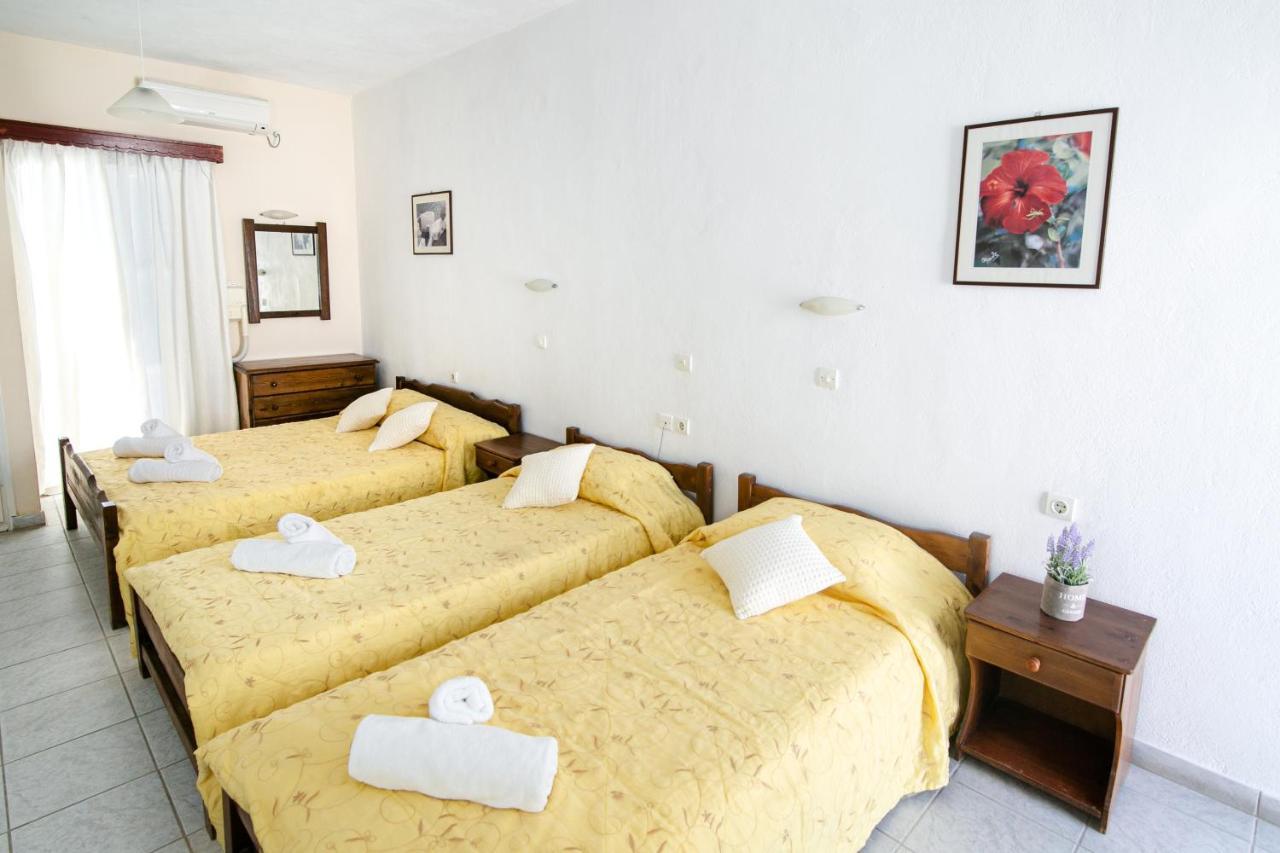 Gardenia Hotel Perissa (Santorini)