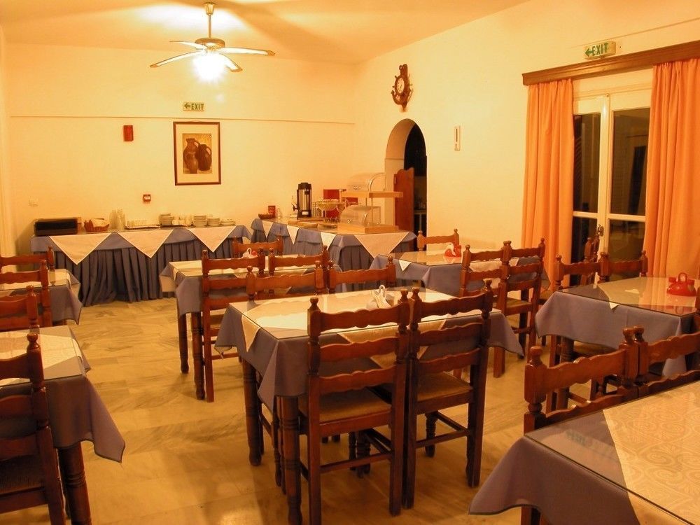 Hotel Gardenia Perissa (Santorini)